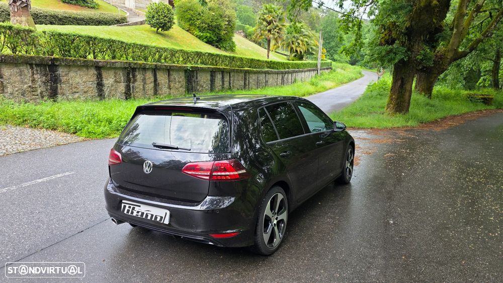 VW Golf 1.6 TDi R-Line - 5