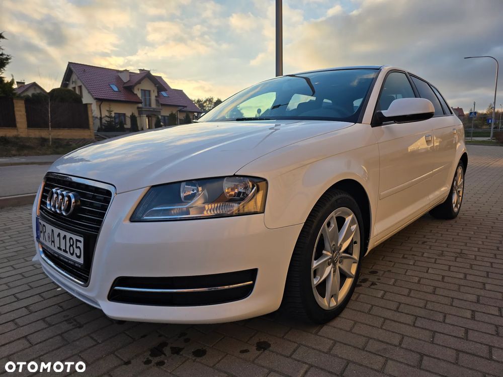 Audi A3 Sportback 1.6 Limited Edition - 4