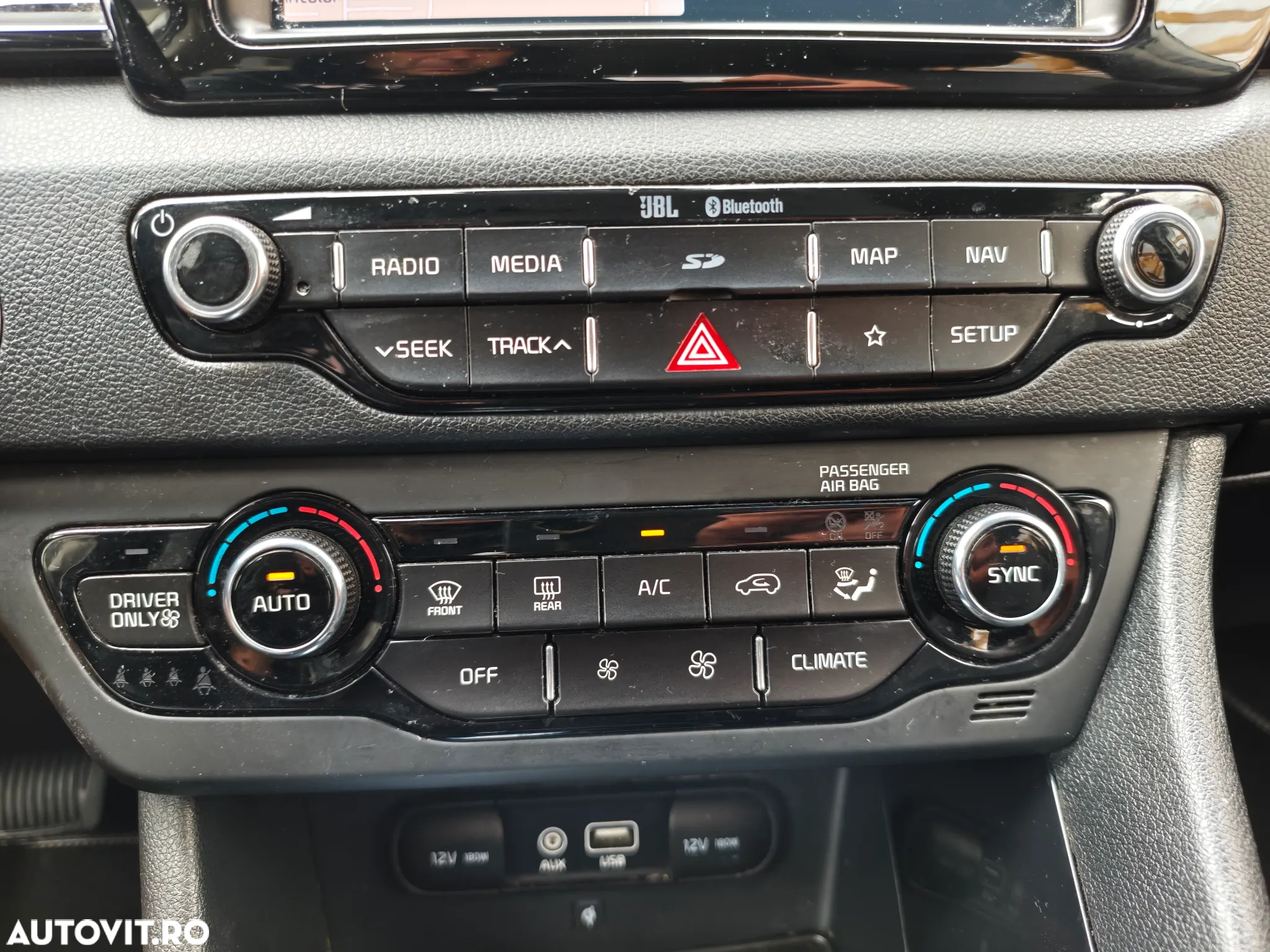 Kia Niro 1.6 GDI 6DCT PHEV Premium - 28