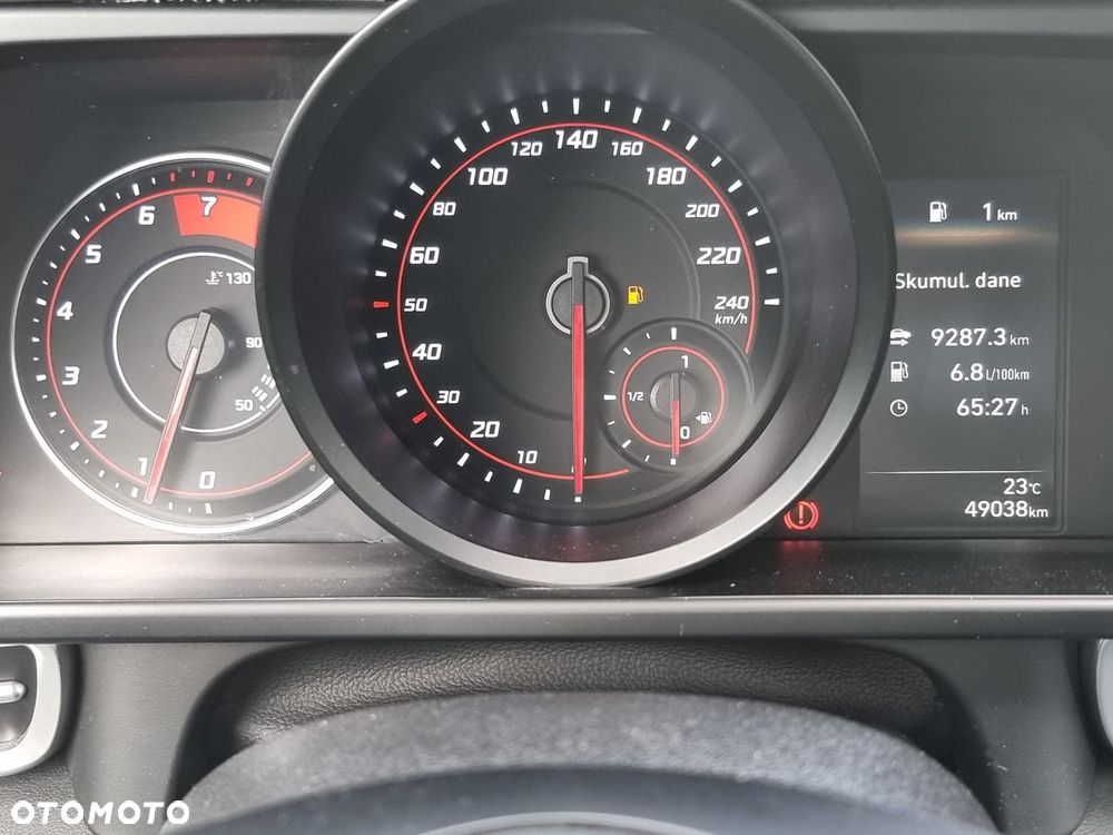 Hyundai Elantra 1.6 Modern - 33