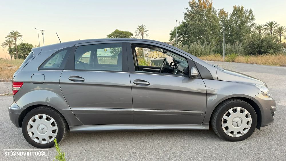 Mercedes-Benz B 180 CDI Autotronic - 8