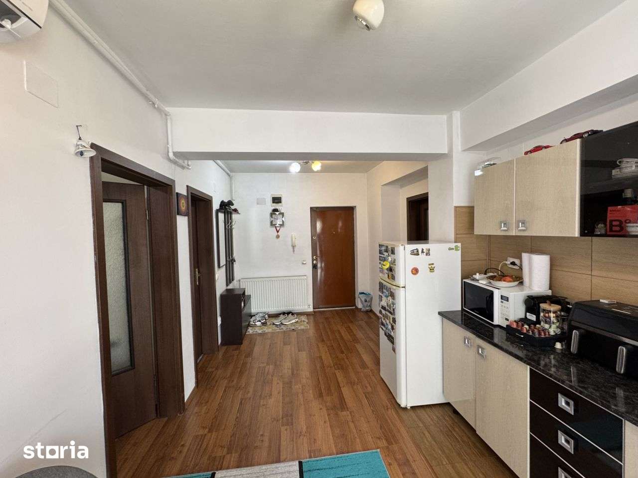 Apartament 2 camere, decomandat, Buna Ziua, mobilat, parcare — fotografia 3