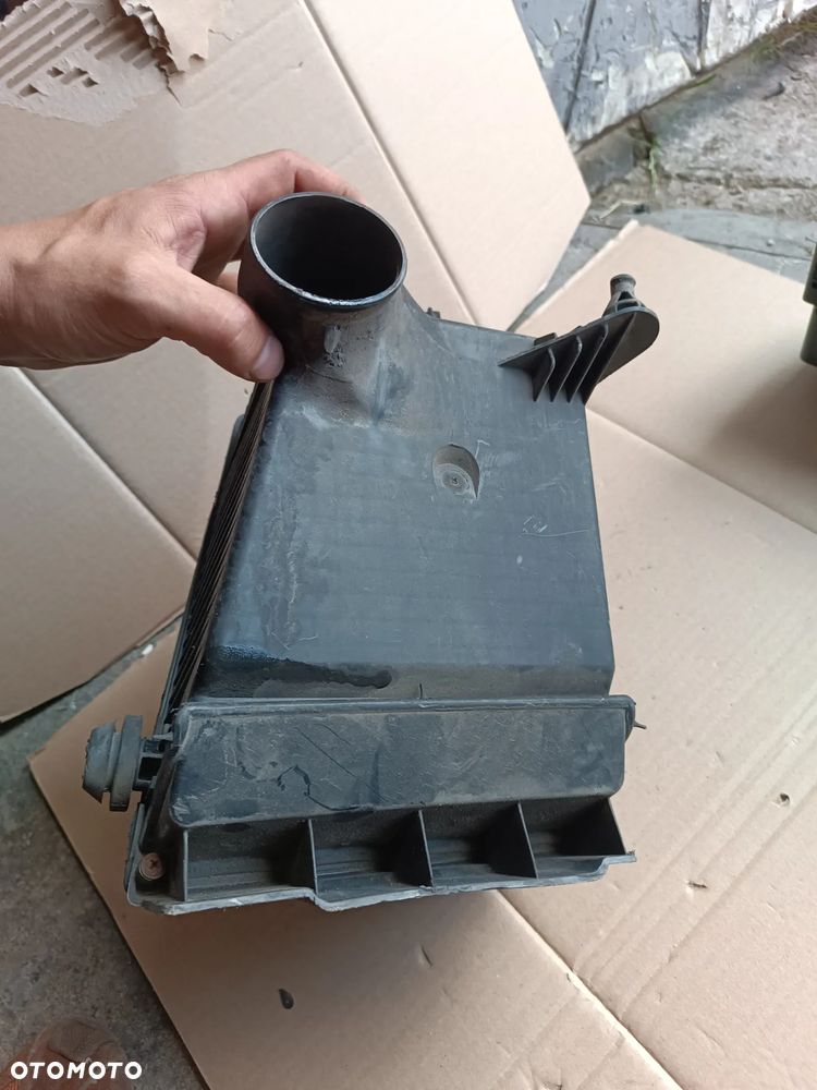 RENAULT KANGOO II 1.5 DCI 8200788196D FILTR POWIETRZA OBUDOWA - 3