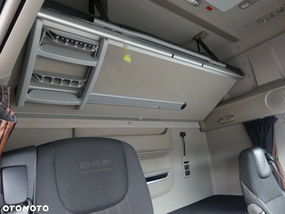 DAF XF 106.530 / RETARDER / KLIMATYZACJA POSTOJOWA / EURO 6 / - 27