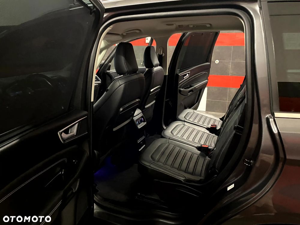 Ford Galaxy 2.0 EcoBoost Titanium - 19