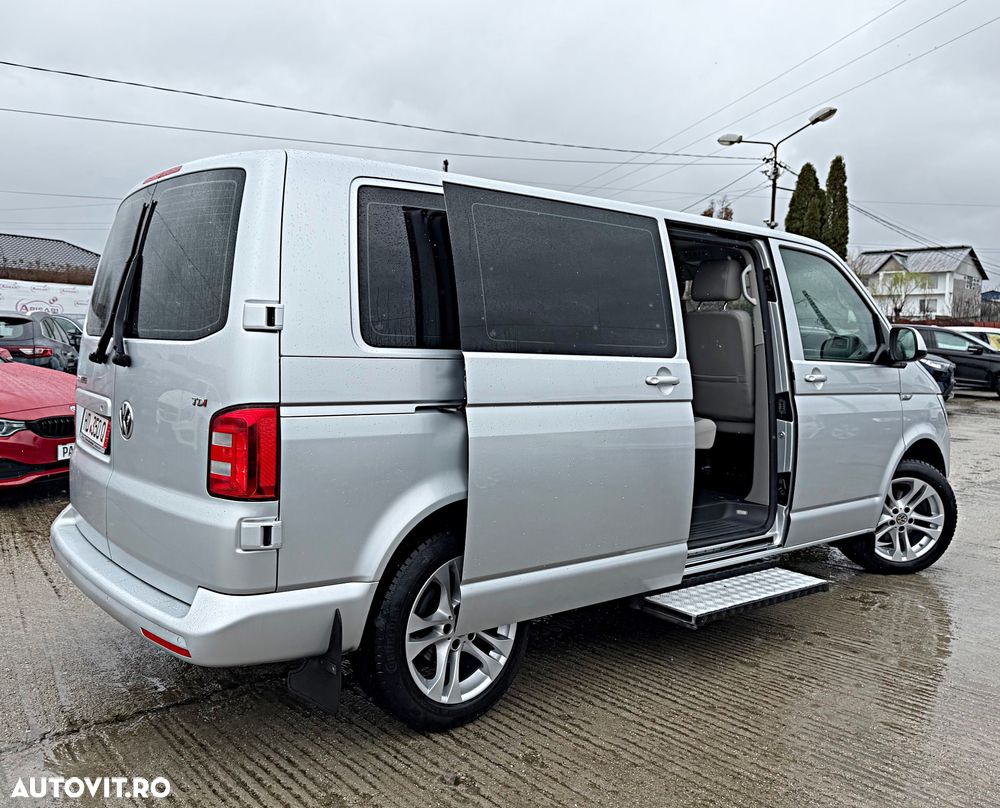 Volkswagen Caravelle KR Comfortline DSG - 4