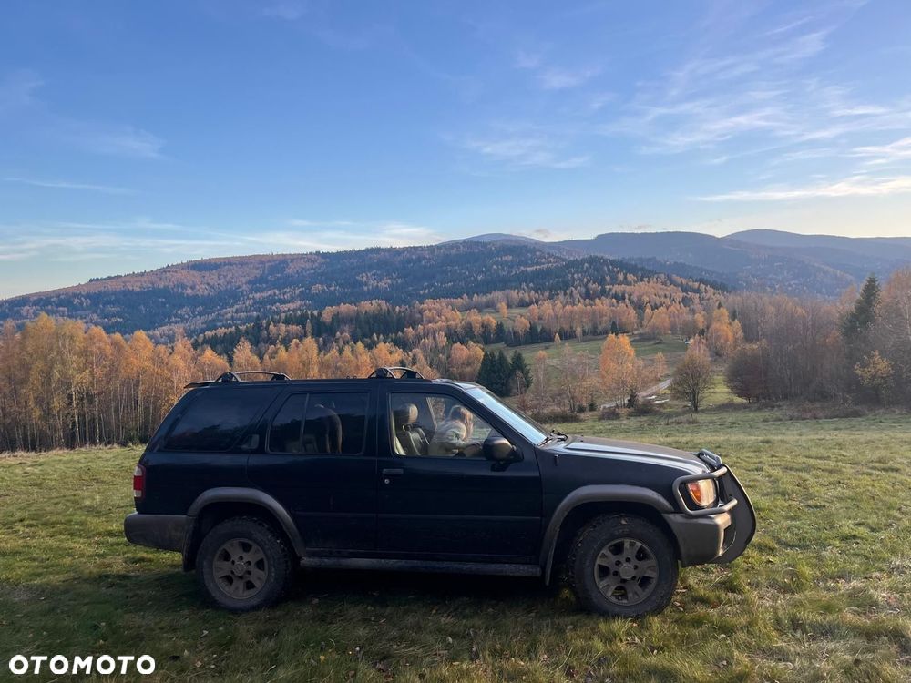 Nissan Pathfinder - 3