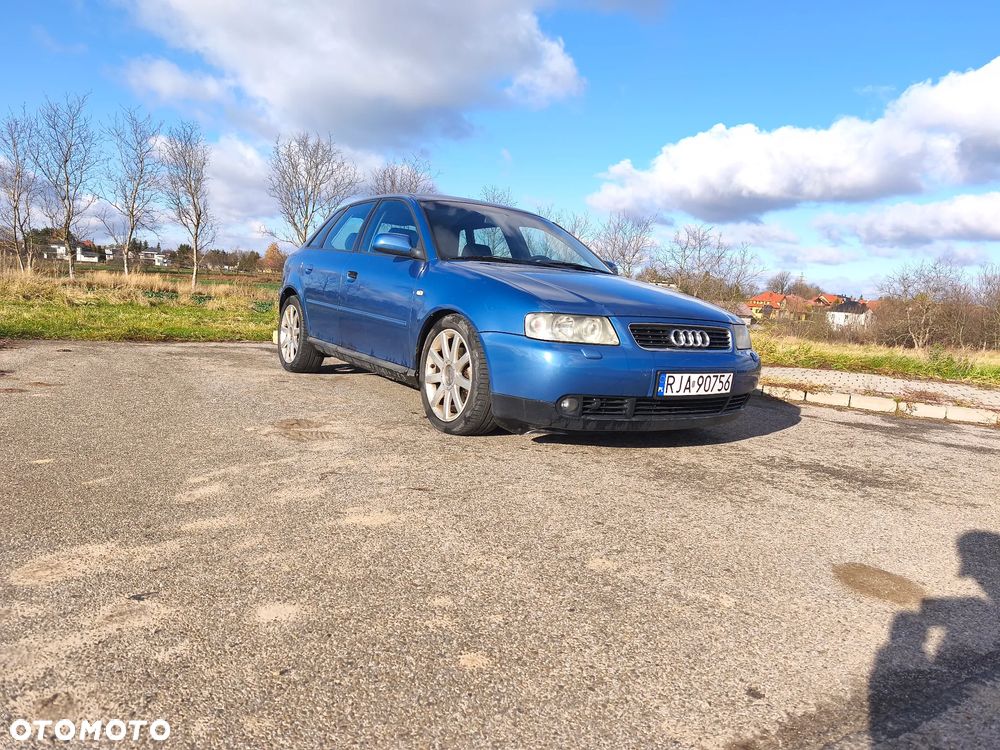 Audi A3 Sportback 1.9 TDI Ambiente Tiptronic - 3
