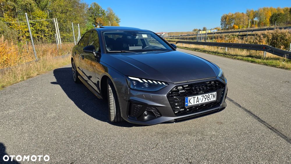 Audi A4 Limousine - 4