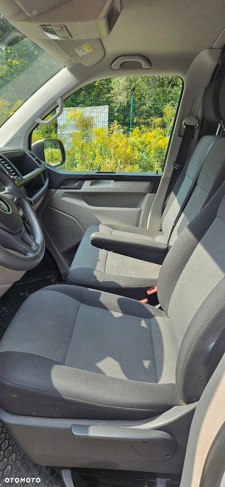 Volkswagen Transporter T6 - 22