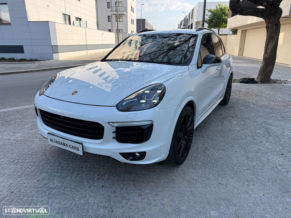 Porsche Cayenne S Tiptronic S - 2