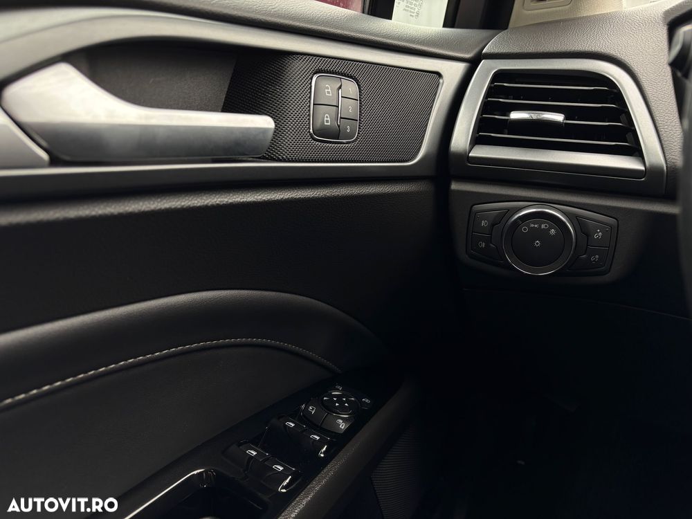 Ford Mondeo 2.0 HEV Titanium - 7