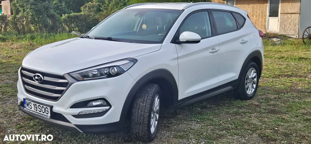 Hyundai Tucson 2.0 CRDI 4WD Automatik Trend - 2