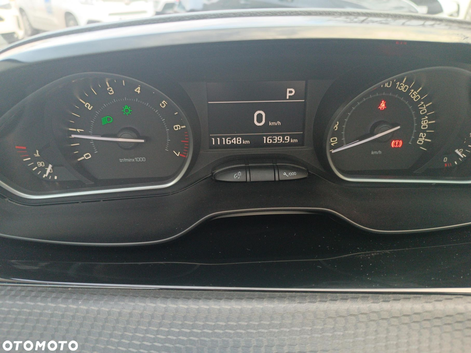 Peugeot 208 1.2 PureTech GPF Allure S&S EAT6 - 13