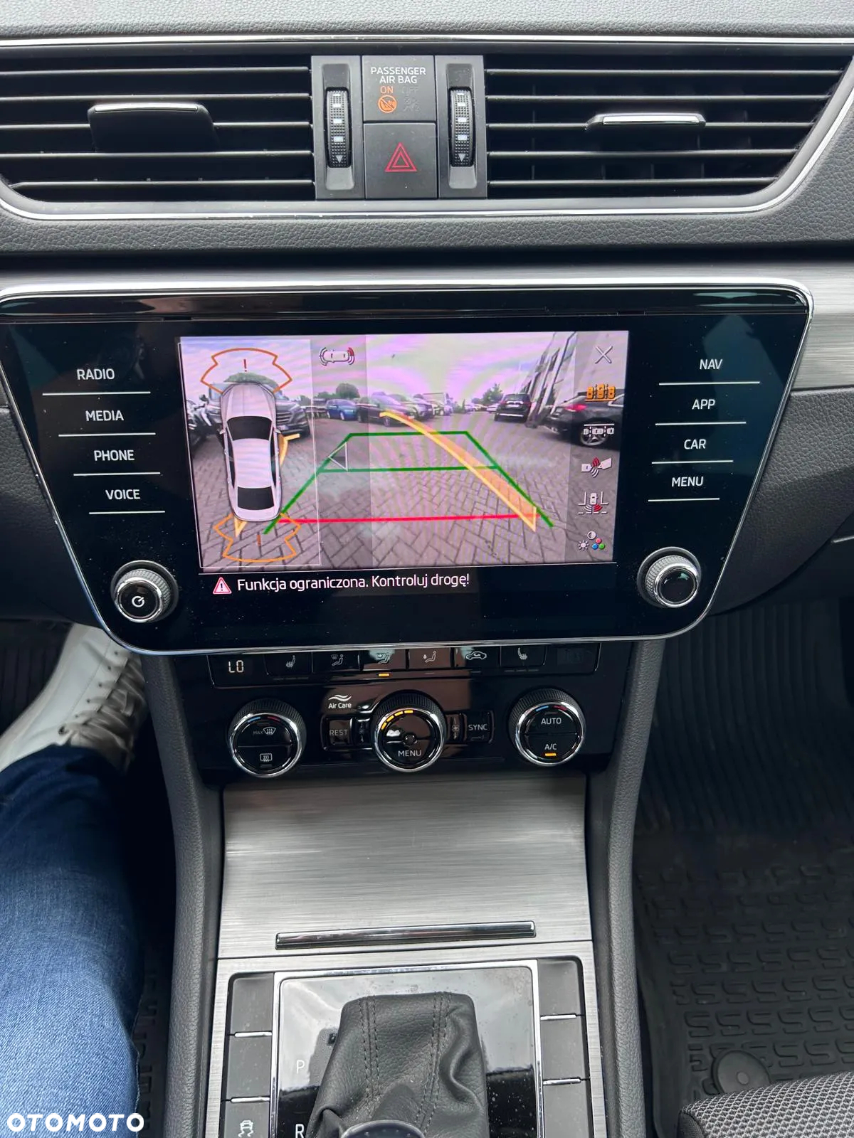Skoda Superb 2.0 TSI Style DSG - 14