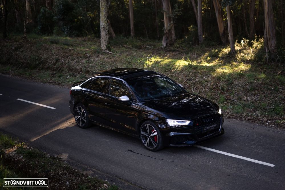 Audi RS3 Limousine 2.5 TFSI quattro S tronic - 3