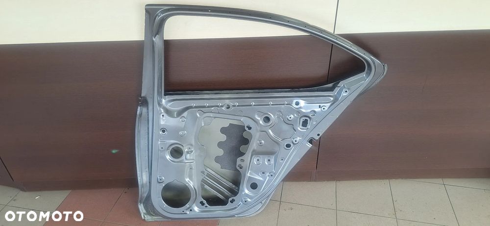 Skoda Octavia IV 20- Drzwi Tył Tylne Prawe HB - 18