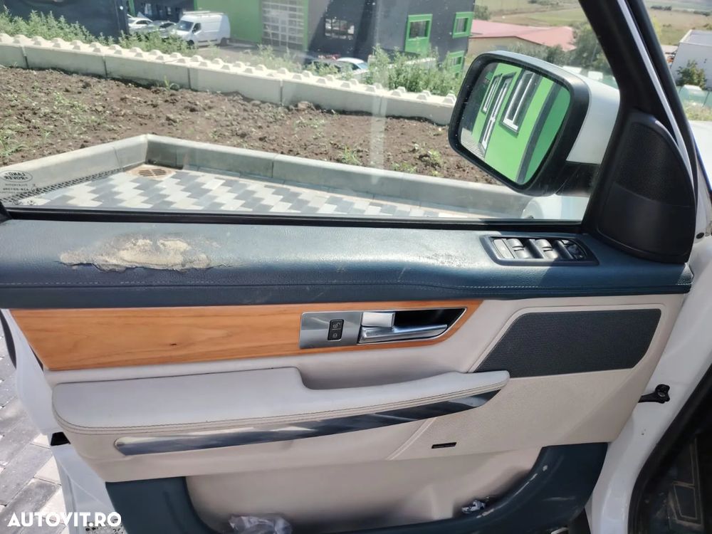 Land Rover Range Rover Sport 3.0 SDV6 SE - 22