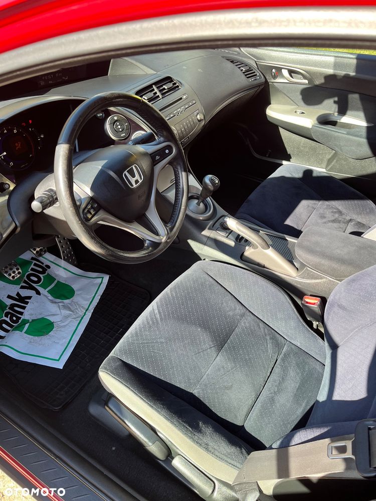 Honda Civic 1.4 Comfort - 10