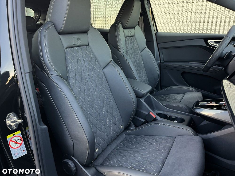 Audi Q4 e-tron - 22