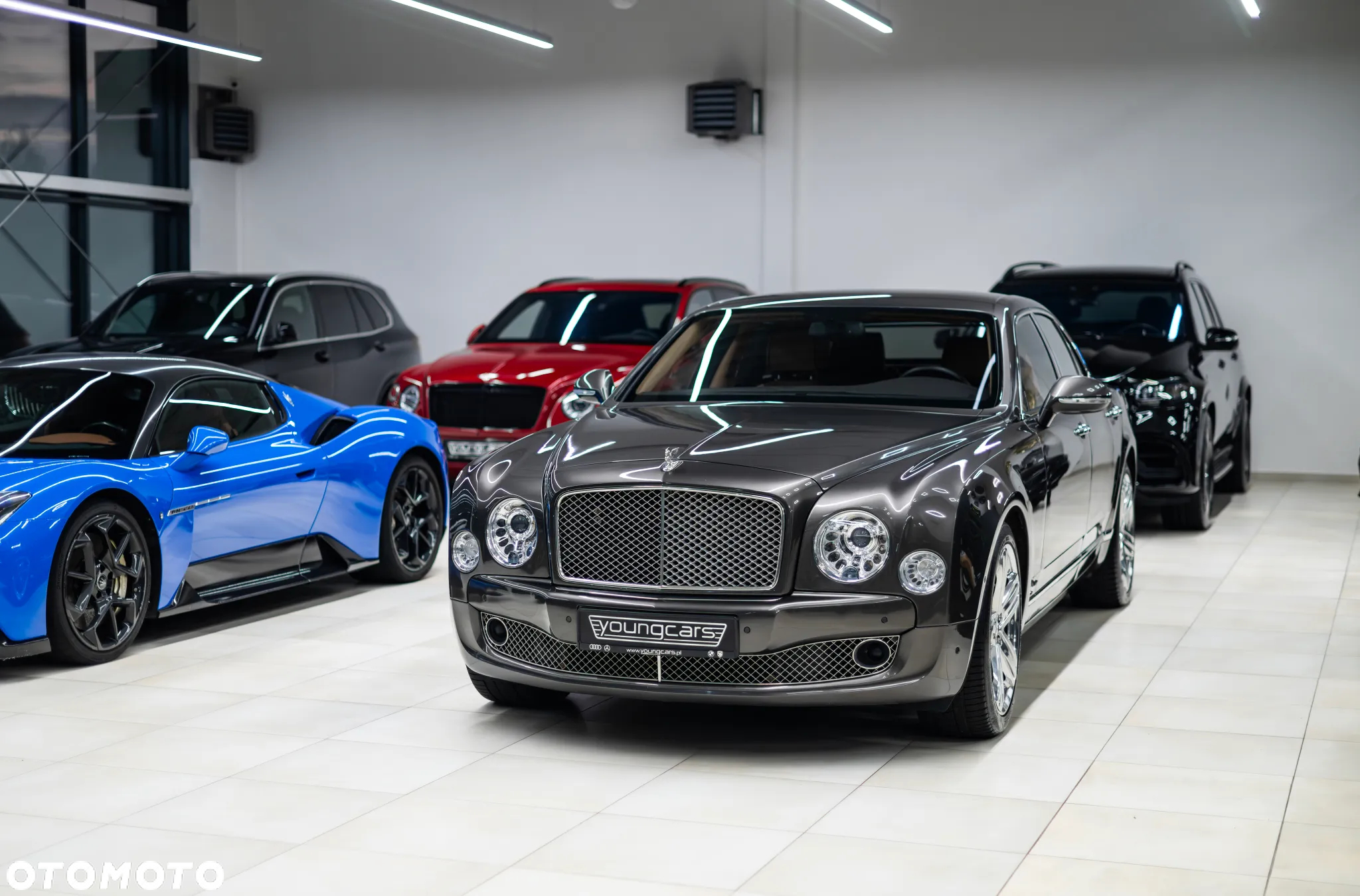 Bentley Mulsanne Standard - 2