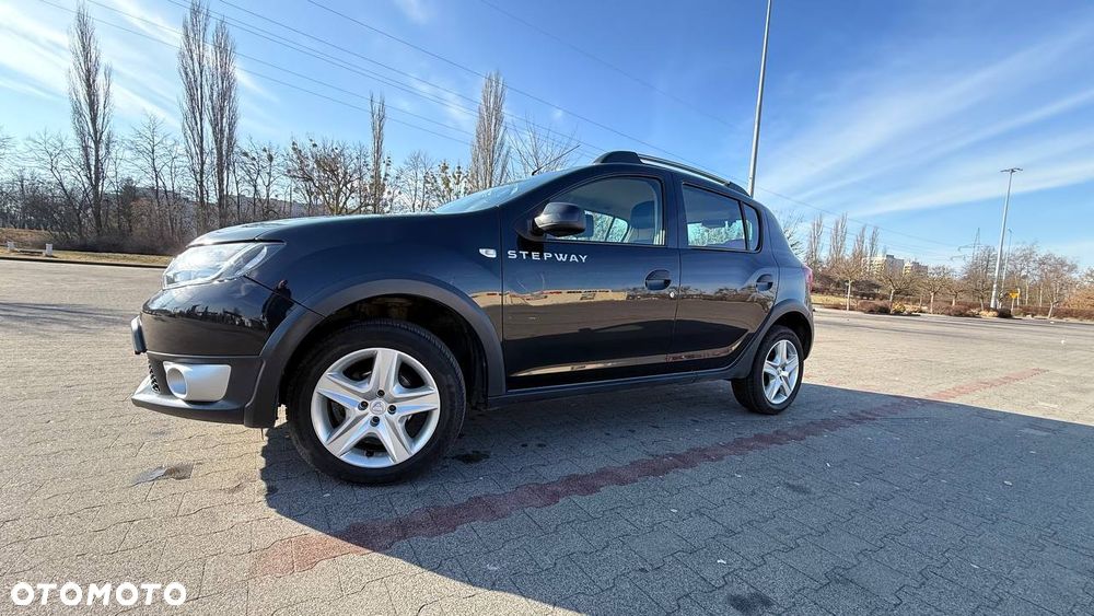 Dacia Sandero 0.9 TCe SL Blackline - 4