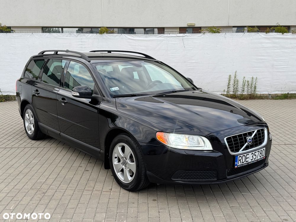 Volvo V70 2.0 Kinetic - 2