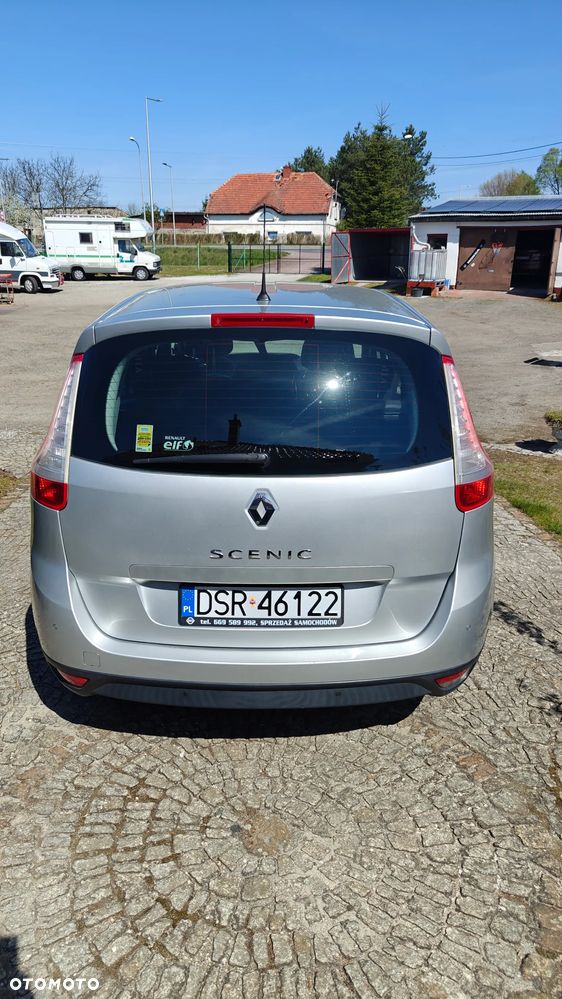 Renault Grand Scenic 2.0 16V 140 CVT Luxe - 5