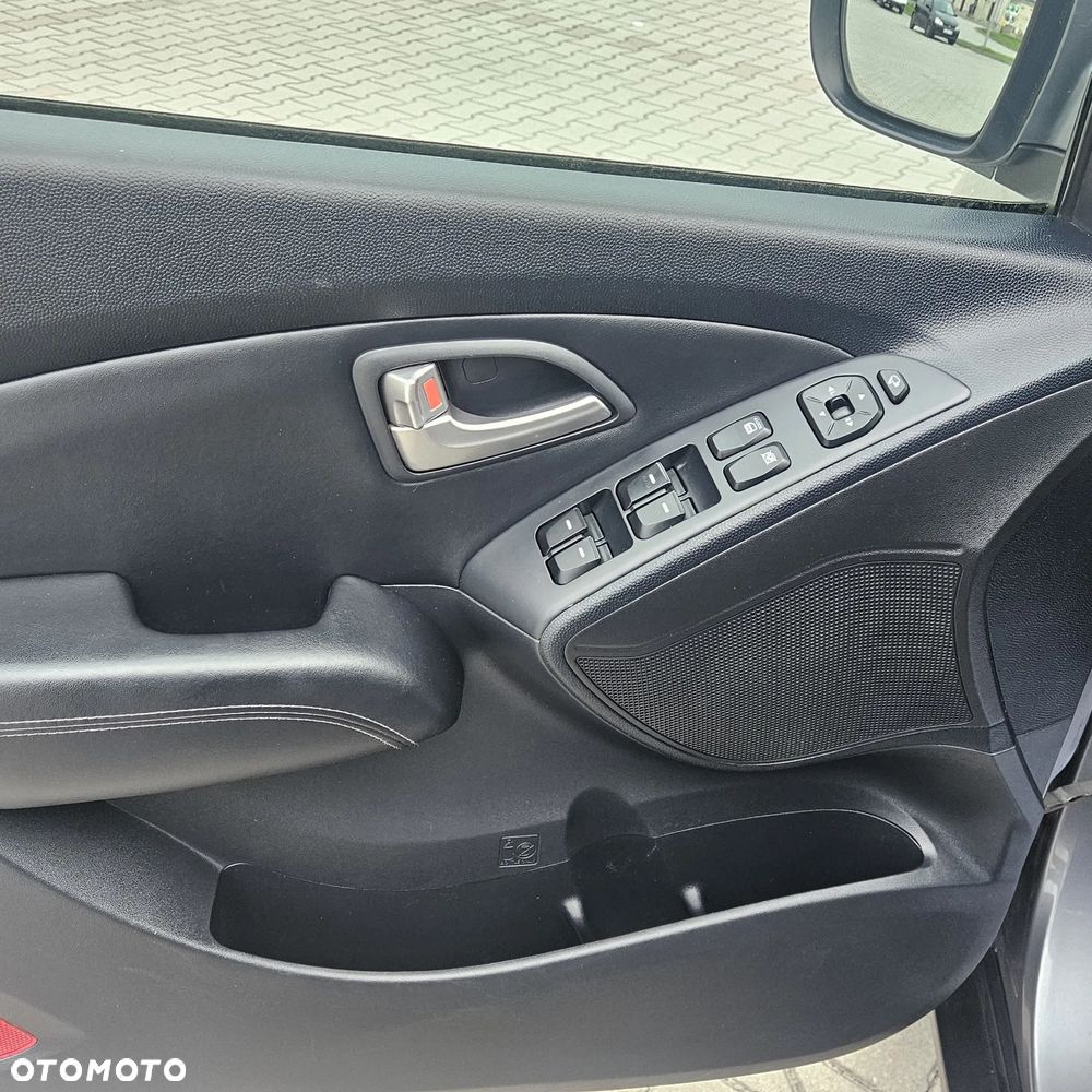 Hyundai ix35 1.6 2WD blue Comfort - 20
