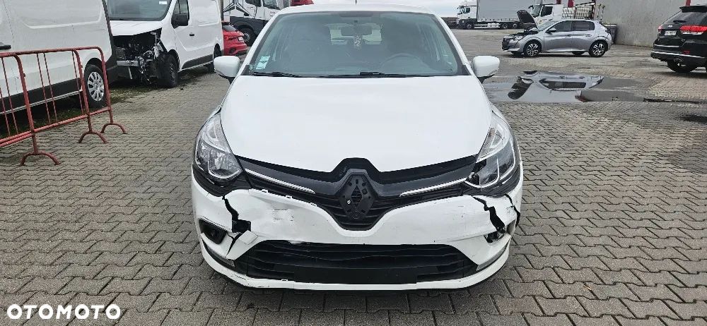 Renault Clio - 2