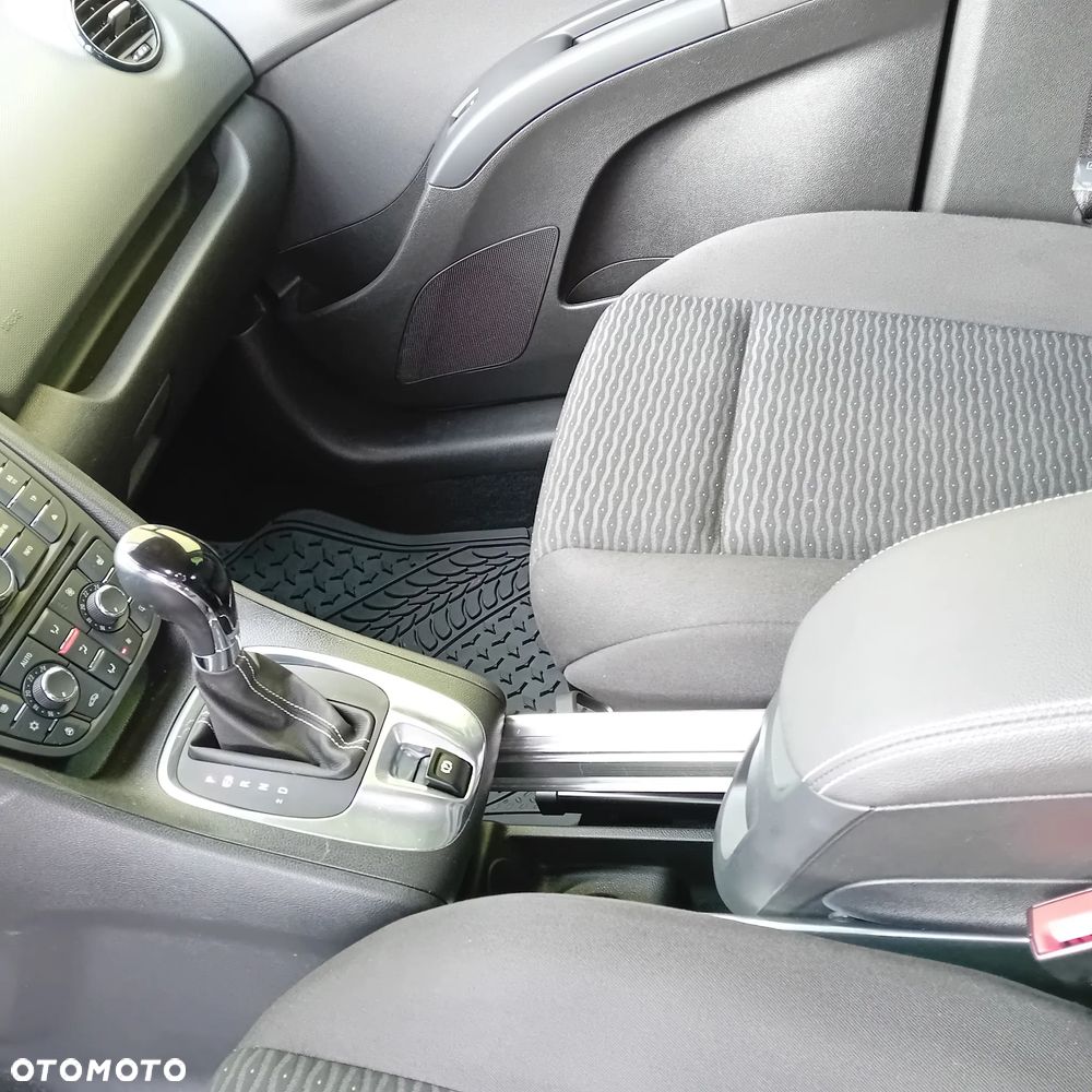 Opel Meriva - 29
