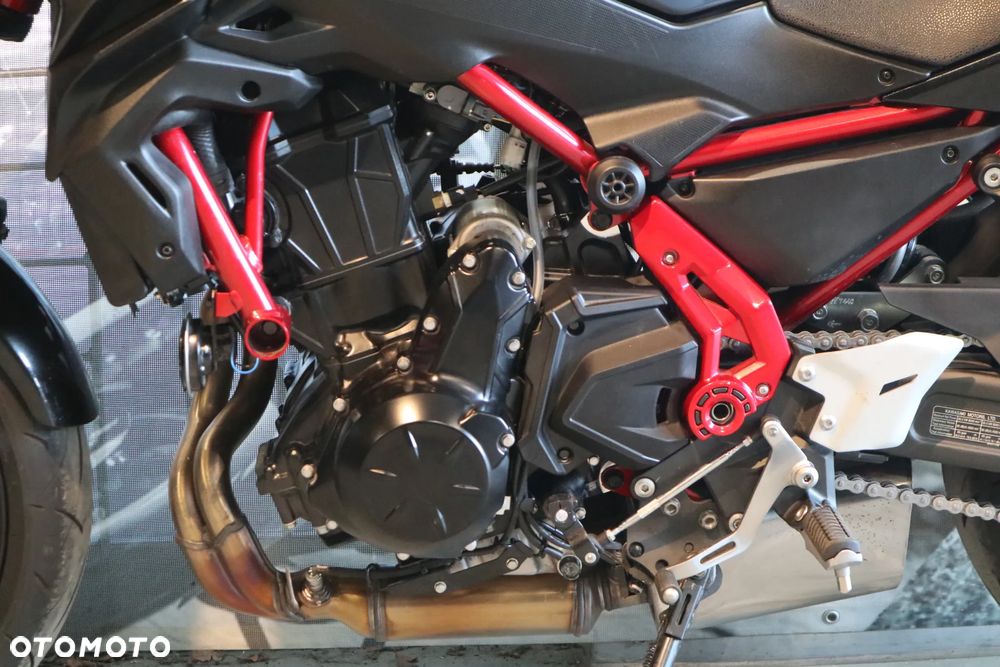 Kawasaki Z 650 - 8