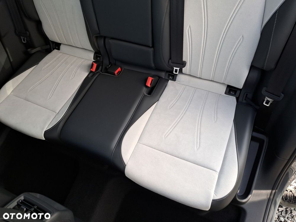 Volkswagen Tiguan 1.5 TSI EVO Elegance DSG - 29
