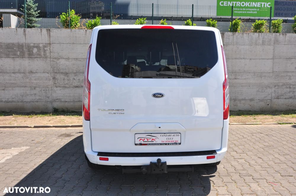 Ford Tourneo Custom Bus 320 2.0 EcoBlue 185 CP L1H1 Titanium Aut. - 7