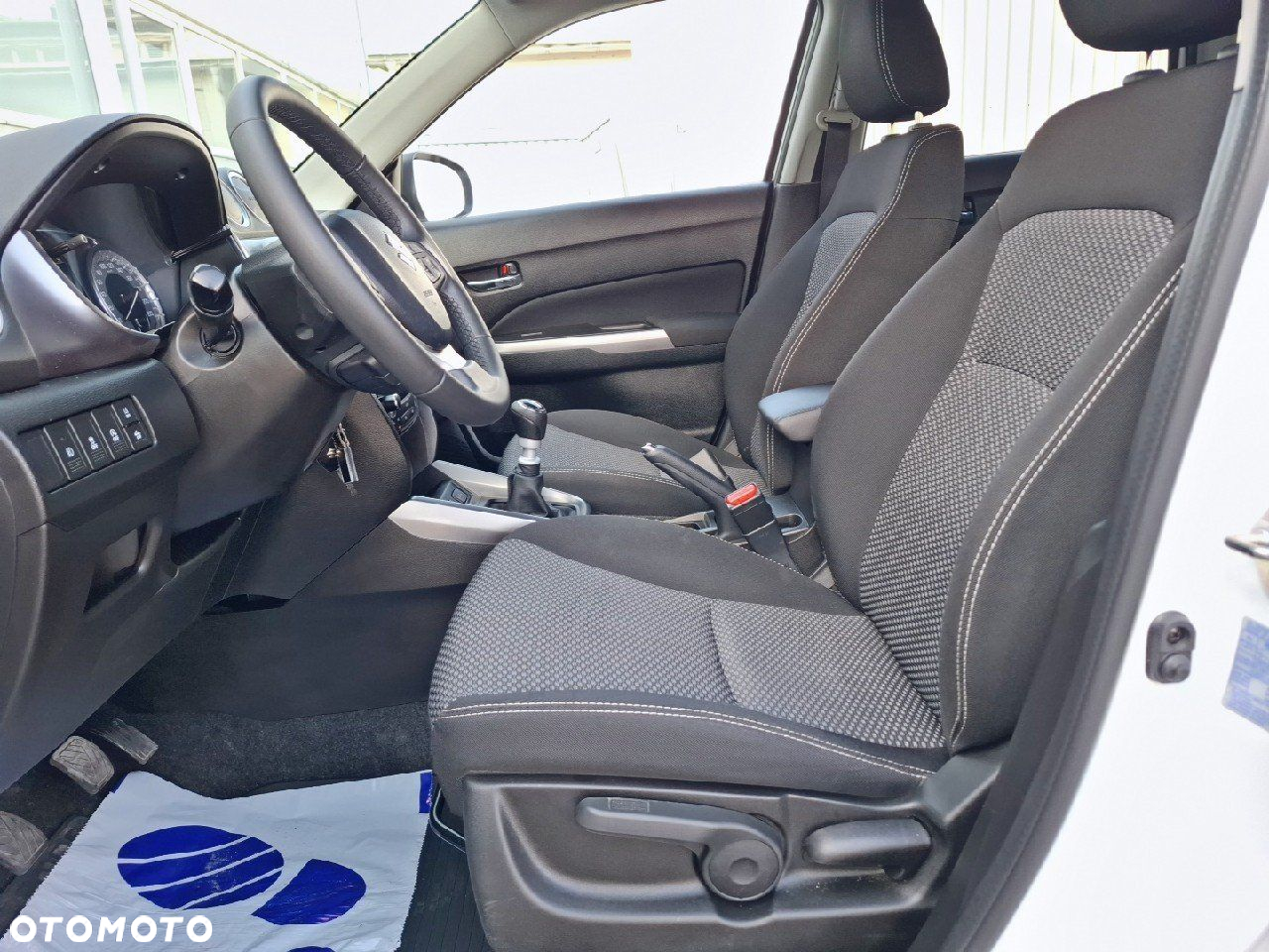 Suzuki Vitara - 11