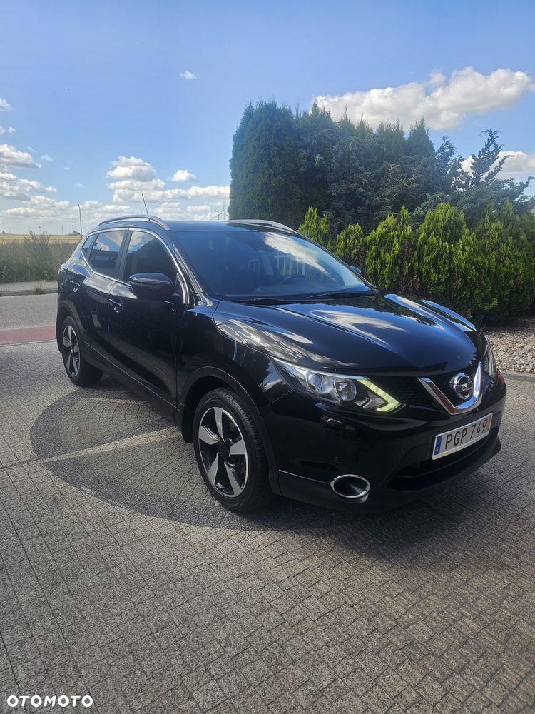 Nissan Qashqai - 1