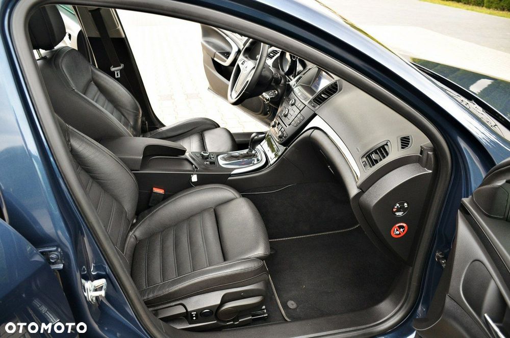 Opel Insignia - 15