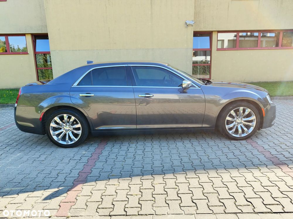 Chrysler 300 - 10