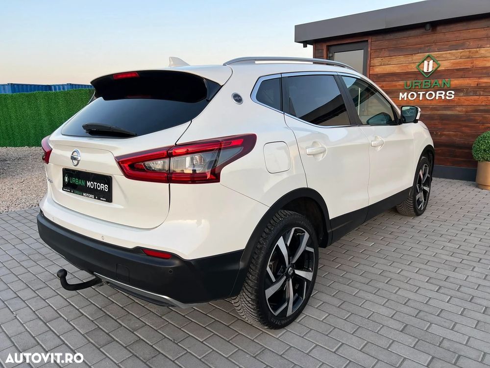 Nissan Qashqai 1.6 DCI Start/Stop X-TRONIC Tekna - 2