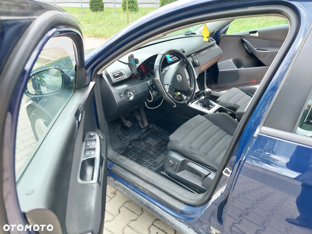 Volkswagen Passat 2.0 TDI DPF Comfortline - 7