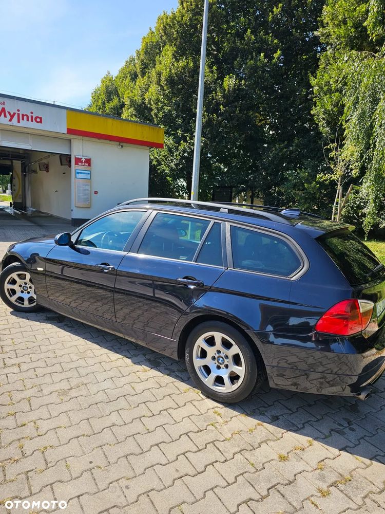 BMW Seria 3 318d - 8