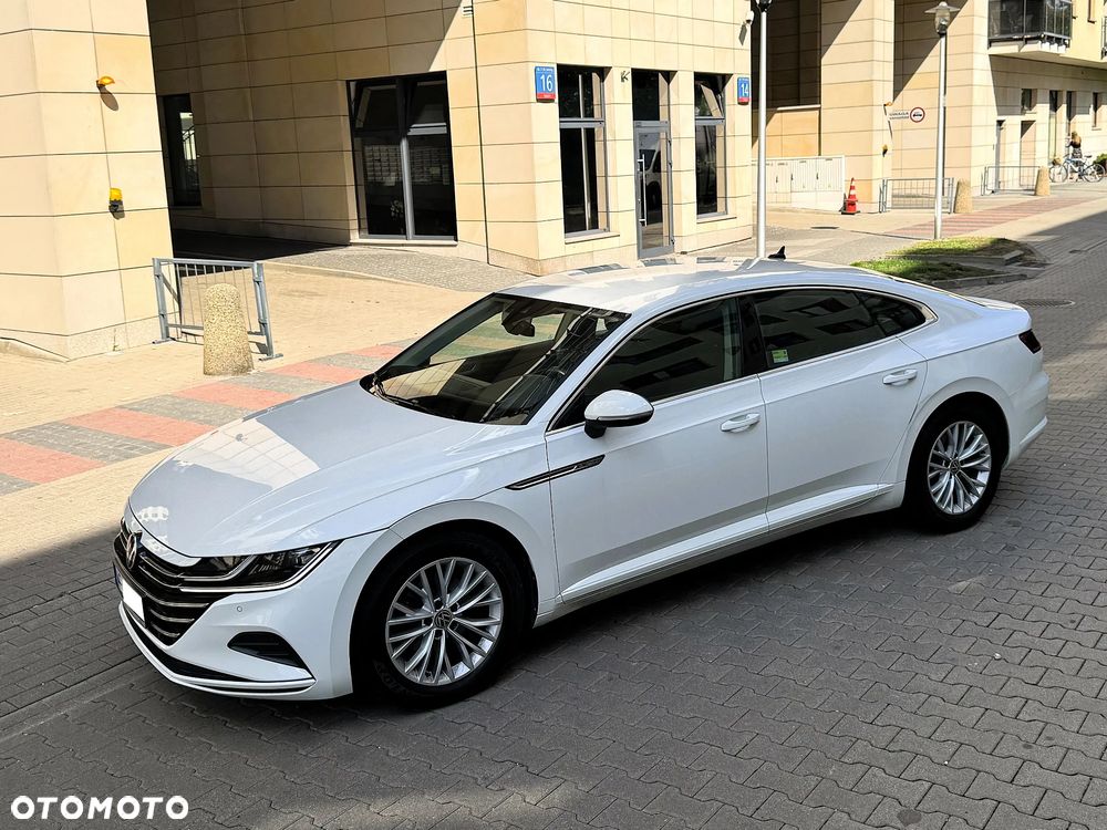 Volkswagen Arteon 2.0 TDI SCR Essence DSG - 2