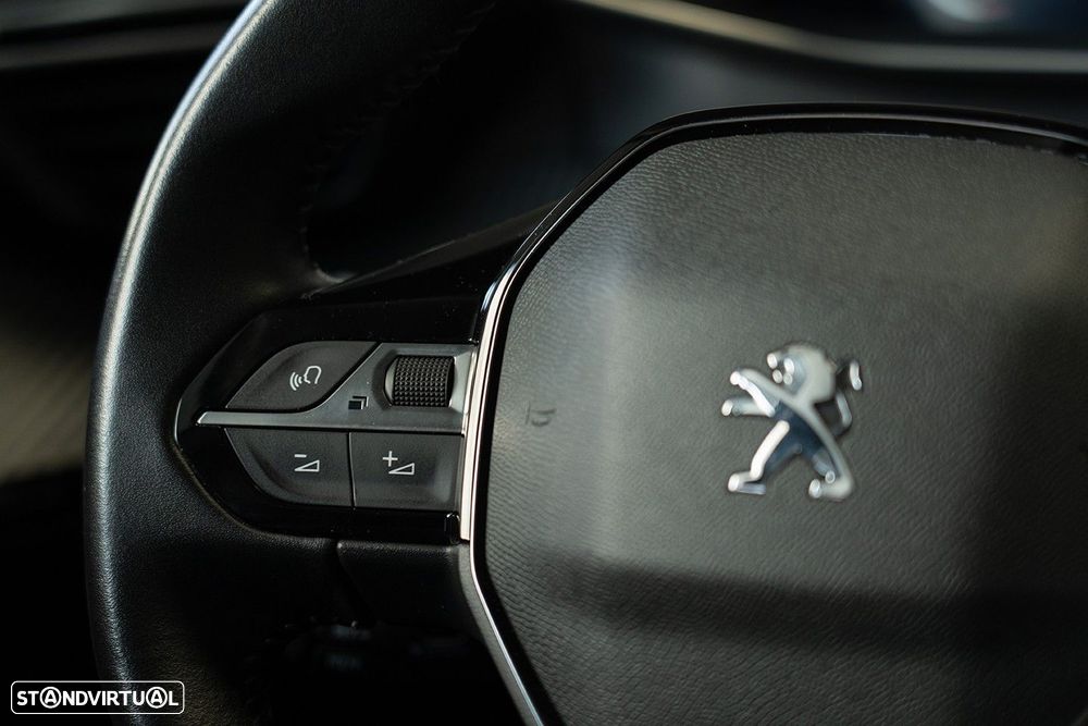Peugeot 2008 1.5 BlueHDi Allure - 22