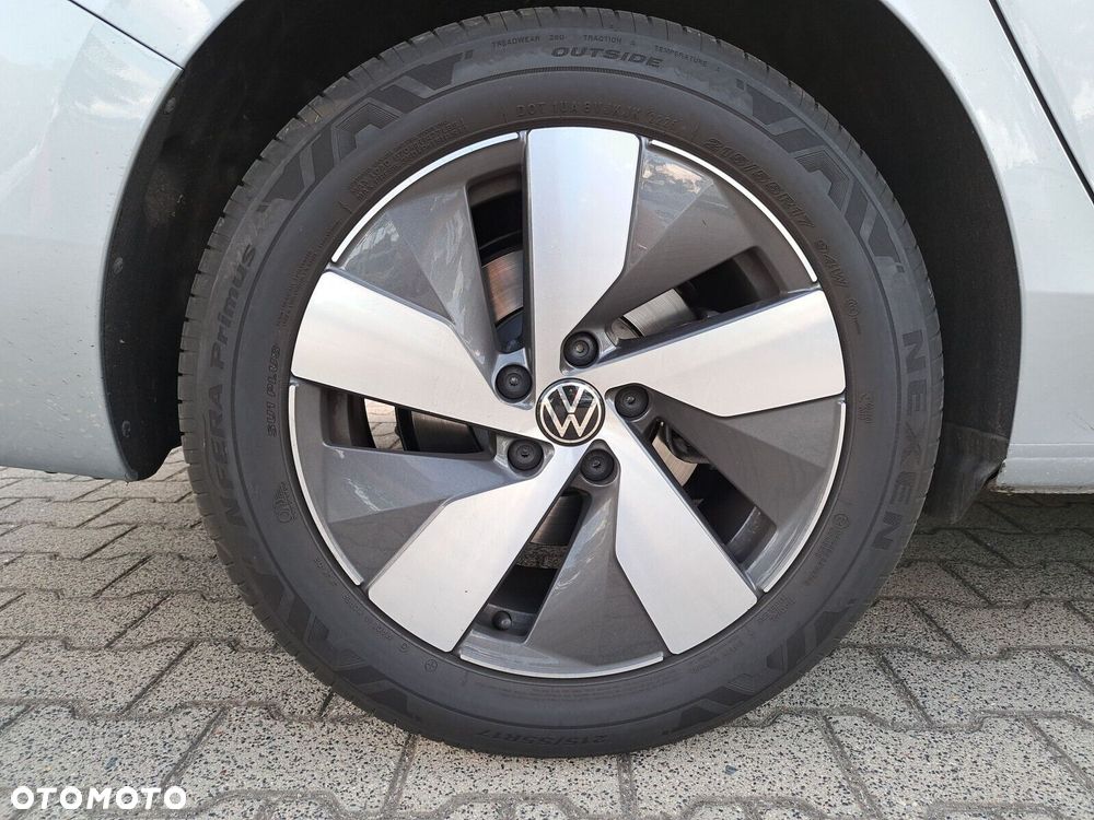 Volkswagen Passat - 19