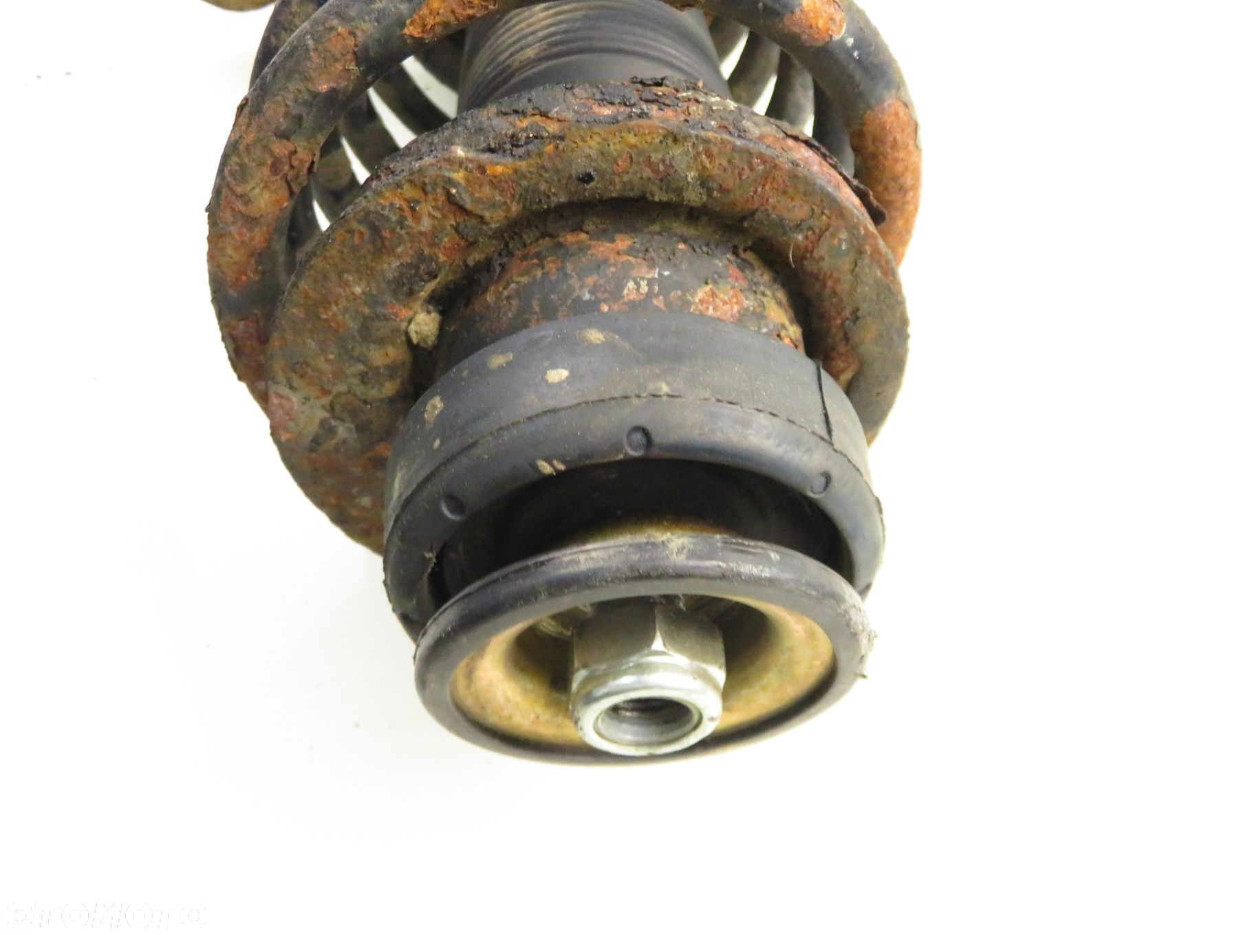 AMORTYZATOR  PRAWY PRZEDNI AUDI 80 B4 2.0 E 115 - ABK - 5