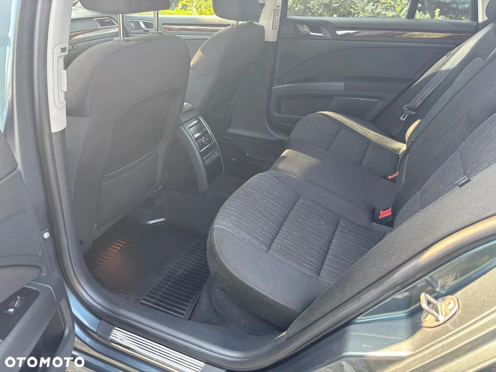 Skoda Superb 1.8 TSI Elegance DSG - 11
