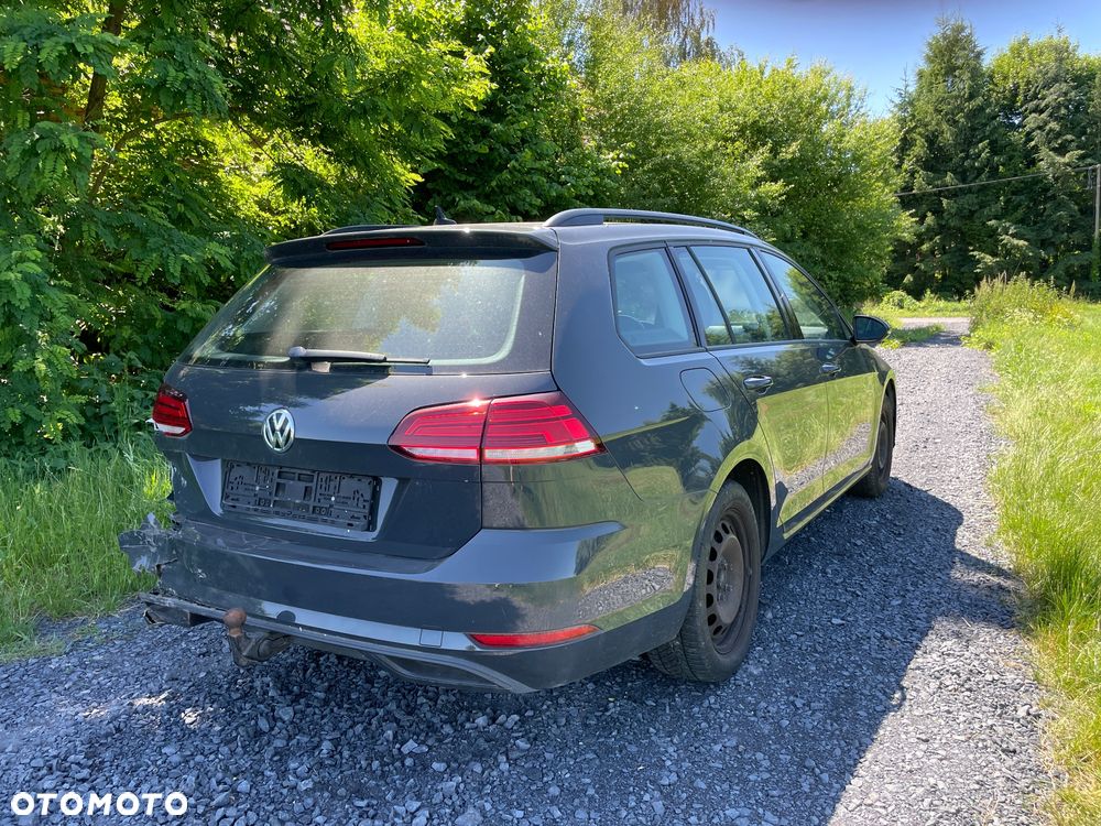 Volkswagen Golf 1.0 TSI BMT Comfortline DSG - 3