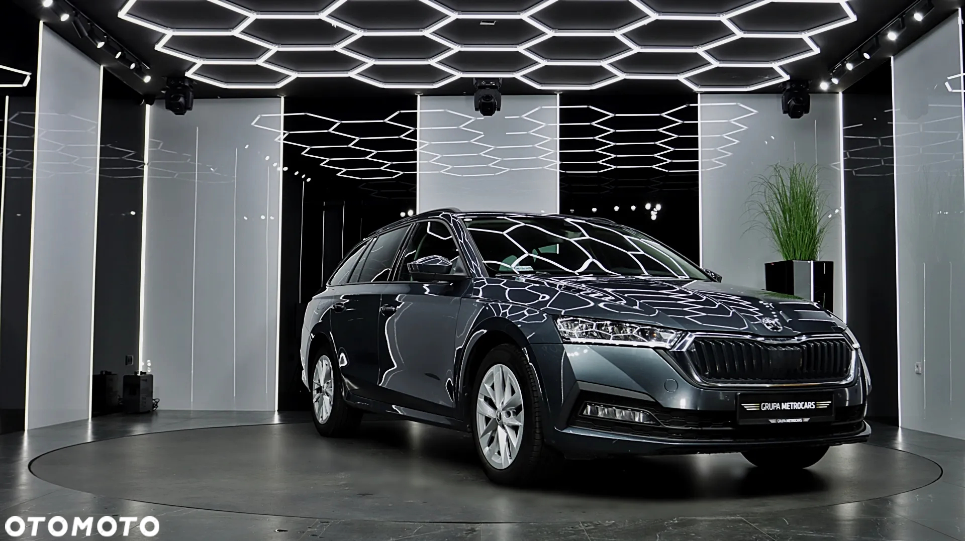 Skoda Octavia 2.0 TDI Ambition DSG - 13