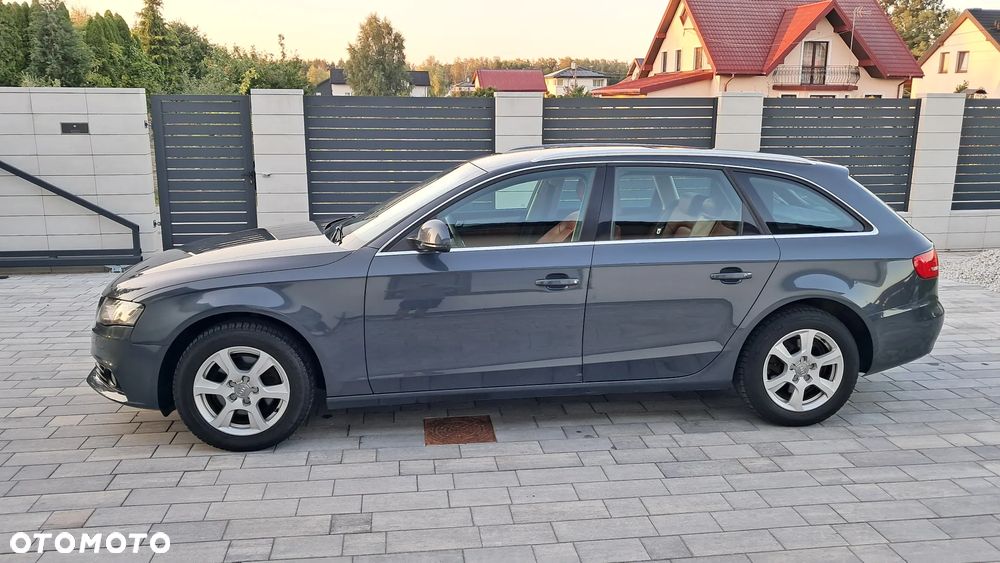 Audi A4 Avant 2.0 TDI ultra - 19