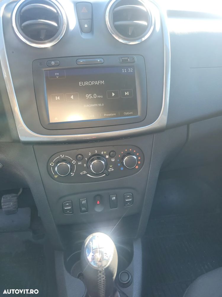 Dacia Sandero 1.2 75CP Laureate - 15